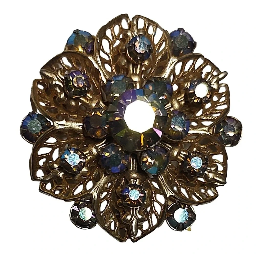Vintage Brooch Pin Blue Purple Aurora Borealis Goldtone Fillagree Pronged 1.5 in